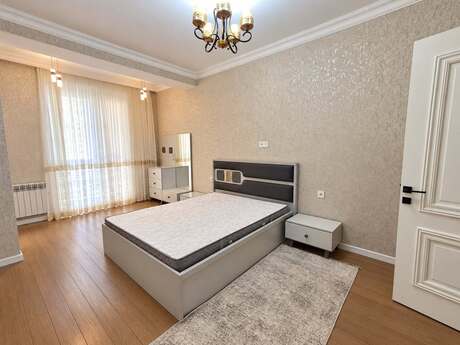 3-room apartment for rent, 110 m², Park City Neftçilər: 1 250 ₼/mo 3