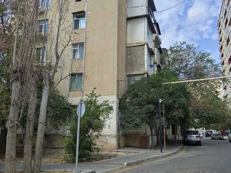 2 Qara Qarayev