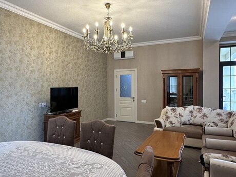2-room apartment for rent, 68 m², Renessans Palace: 1 200 ₼/mo 4