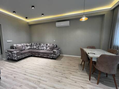 Kirayə 2 otaqlı mənzil, 80 m², İnşaatçılar: 800 ₼/ay 3