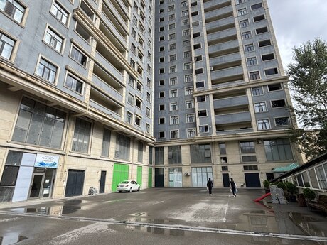 4-room apartment, 156 m², 8-ci mikrorayon: 444 000 ₼ 3