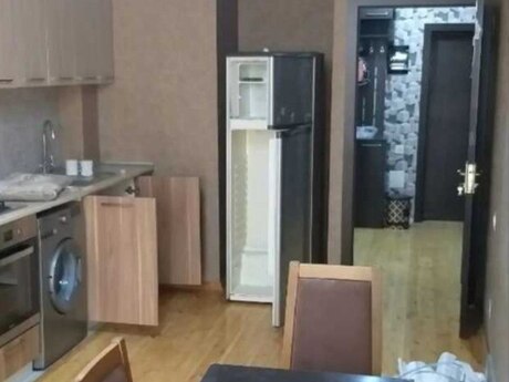 2-room apartment for rent, 105 m², Nərimanov: 1 000 ₼/mo 5