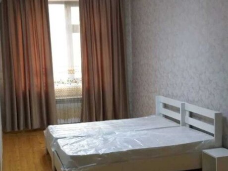 2-room apartment for rent, 105 m², Nərimanov: 1 000 ₼/mo 3