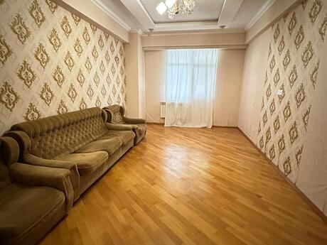 2-комнатная квартира, 85 м², Əhmədli: 175 000 ₼ 2
