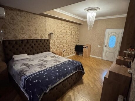 4-комнатная квартира, 148 м², 20 Yanvar: 310 000 ₼ 3