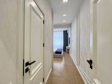 4-комнатная квартира, 142 м², 28 May: 580 000 ₼ 4