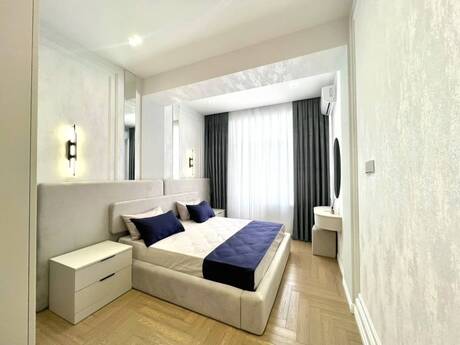4-комнатная квартира, 142 м², 28 May: 580 000 ₼ 5