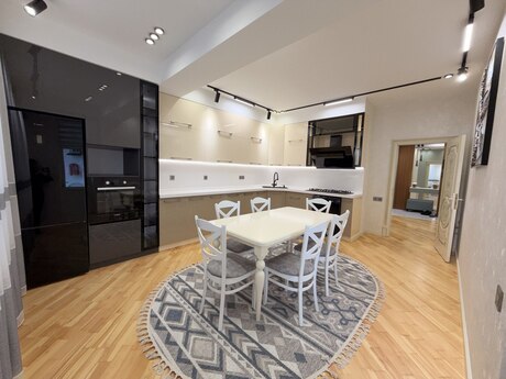 4 otaqlı mənzil, 159 m², Həzi Aslanov: 469 000 ₼ 2