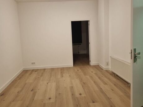 3-room apartment, 80 m², Neftçilər: 245 000 ₼ 2