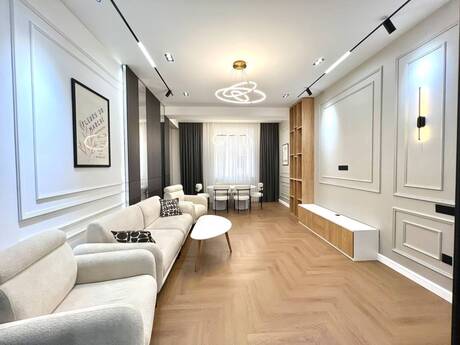 3-комнатная квартира, 92 м², 28 May: 363 000 ₼ 2