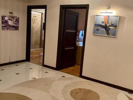 Kirayə 3 otaqlı mənzil, 168 m², Şah İsmayıl Xətai: 1 150 ₼/ay 4