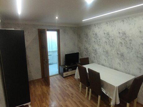 Elan №6515931 - Bakı, İnşaatçılar m., 2 otaqlı, 40 m², 4/5 mərtəbə
