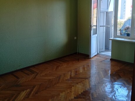 3-комнатная квартира, 90 м², Elmlər Akademiyası: 242 000 ₼ 2