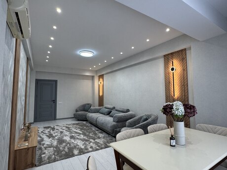 2-комнатная квартира, 70 м², Həzi Aslanov: 194 000 ₼ 2
