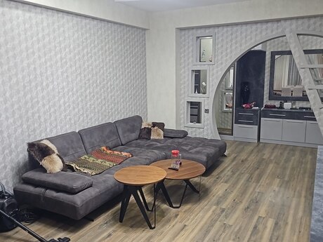 3-room apartment for rent, 125 m², Bayıl: 1 300 ₼/mo 2