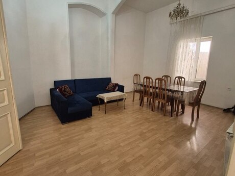 2 rooms · 70 m²
