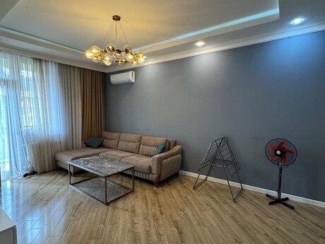 2-room apartment for rent, 80 m², Nəriman Nərimanov: 1 200 ₼/mo 3