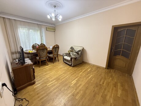 4 İnşaatçılar