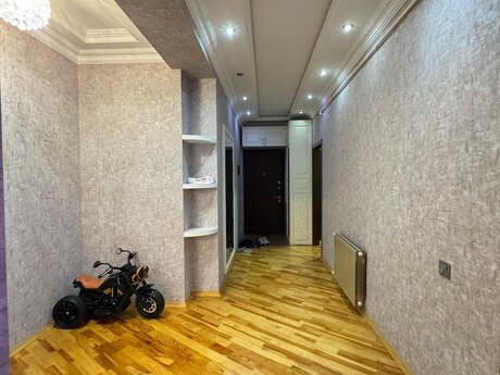 3-комнатная квартира, 90 м², Xalqlar Dostluğu: 225 000 ₼ 2