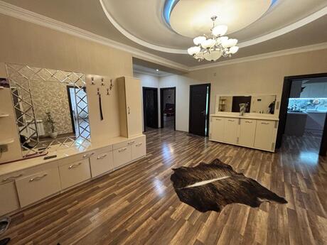 3 otaqlı mənzil, 137 m², Şah İsmayıl Xətai: 405 000 ₼ 2