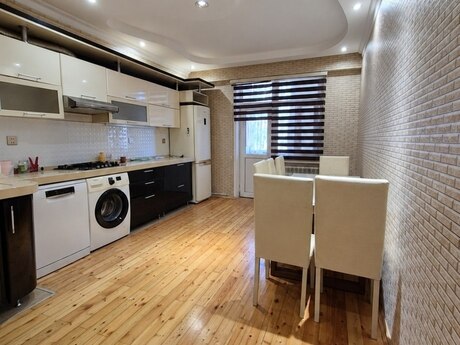 Kirayə 2 otaqlı mənzil, 85 m², İnşaatçılar: 750 ₼/ay 3
