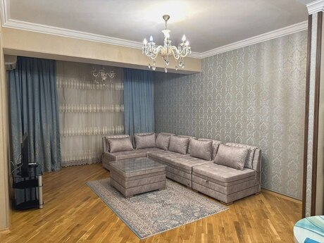 Kirayə 2 otaqlı mənzil, 70 m², Park Azure: 900 ₼/ay 2
