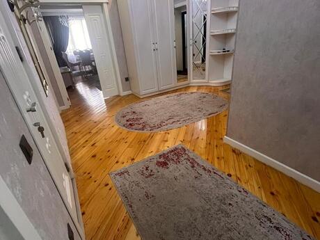 Kirayə 3 otaqlı mənzil, 135 m², 28 May: 1 350 ₼/ay 3