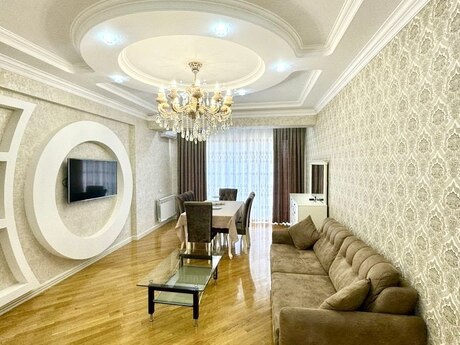 Аренда: 2-комнатная квартира, 85 м², Şah İsmayıl Xətai: 1 300 ₼/мес 2