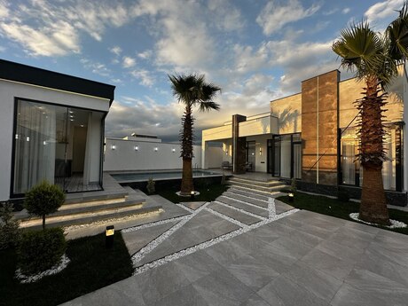 4-room house, 180 m², Şüvəlan: 550 000 ₼ 3