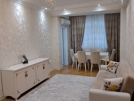 2-room apartment, 70 m², 8-ci mikrorayon: 255 000 ₼ 2