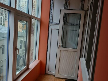 2-room apartment for rent, 75 m², Nərimanov: 1 150 ₼/mo 5