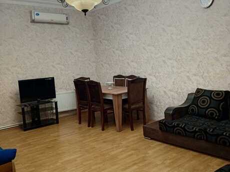 2-room apartment for rent, 65 m², 8 Noyabr: 650 ₼/mo 4