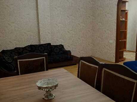 2-room apartment for rent, 65 m², 8 Noyabr: 650 ₼/mo 3