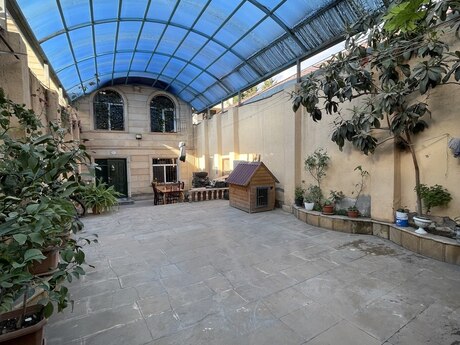 9-room house, 300 m², M.Ə.Rəsulzadə: 360 000 ₼ 2