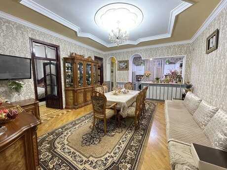 9-room house, 300 m², M.Ə.Rəsulzadə: 360 000 ₼ 5