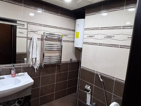 2 otaqlı mənzil, 82 m², Bakıxanov: 170 000 ₼ 5
