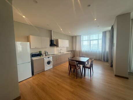 4-room apartment for rent, 214 m², Riva Residence: 1 800 ₼/mo 5