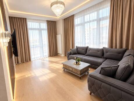 Аренда: 3-комнатная квартира, 86 м², City Garden: 1 700 ₼/мес 2