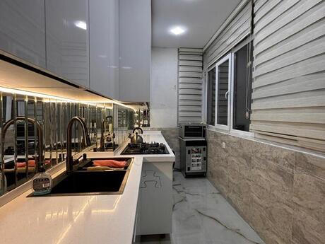 3-room apartment, 113 m², Nizami: 370 000 ₼ 2