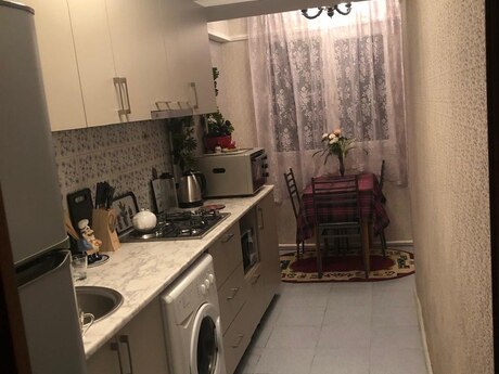 Kirayə 3 otaqlı mənzil, 50 m², İçəri Şəhər: 700 ₼/ay 5