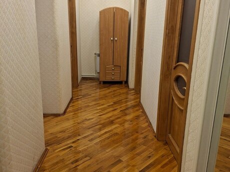 3-room apartment, 95 m², Sahil: 450 000 ₼ 2