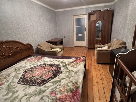 3-room apartment for rent, 90 m², Gənclik: 800 ₼/mo 4