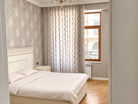 3-room apartment for rent, 126 m², Ağ şəhər: 2 000 ₼/mo 5