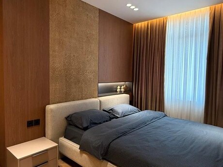 2-room apartment, 70 m², Şah İsmayıl Xətai: 365 000 ₼ 5