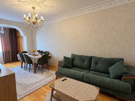 4-room apartment, 100 m², Memar Əcəmi: 270 000 ₼ 2