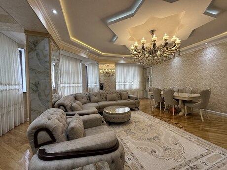 4 otaqlı mənzil, 196 m², 28 May: 675 000 ₼ 5