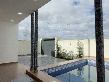 4-комнатный дом, 140 м², Şüvəlan: 215 000 ₼ 4
