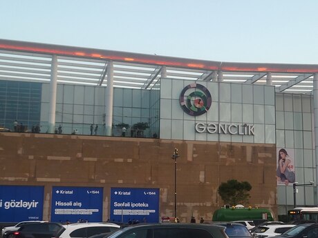 Gənclikdə 1 otaqlı köhnə tikili mənzil satılır, 40 m², 149 000 AZN, şəkil 2 / 12