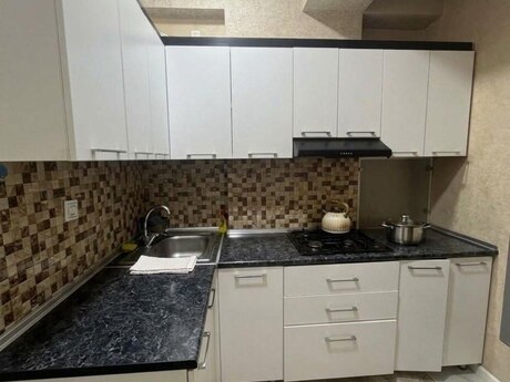 Kirayə 2 otaqlı mənzil, 45 m², İnşaatçılar: 350 ₼/ay 3