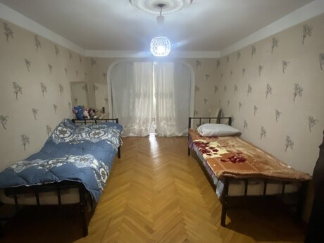 Аренда: 3-комнатная квартира, 80 м², İnşaatçılar: 600 ₼/мес 3